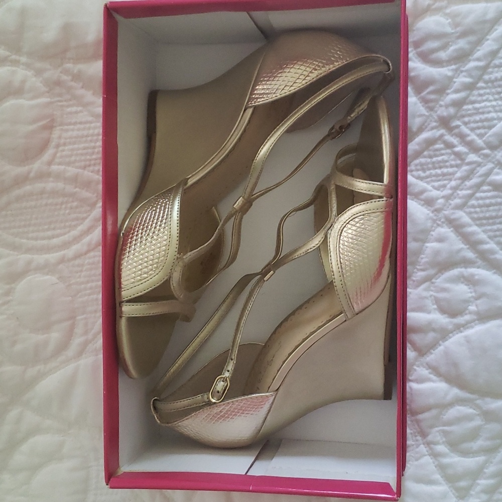 Lilly Pulitzer Janie Wedge gold metallic